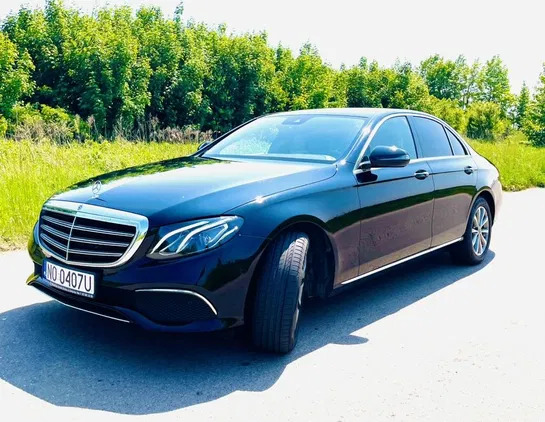 warmińsko-mazurskie Mercedes-Benz Klasa E cena 125000 przebieg: 124000, rok produkcji 2017 z Bodzentyn